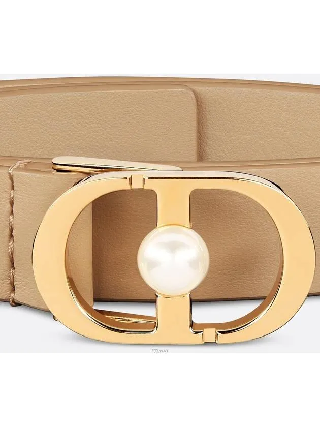 30 Montaigne Jolie Calfskin Resin Pearl Belt Beige