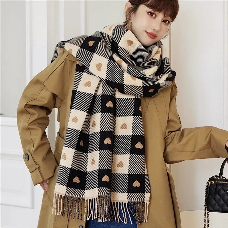 Knitted Plaid Love Heart Pattern Fringed Winter Scarves