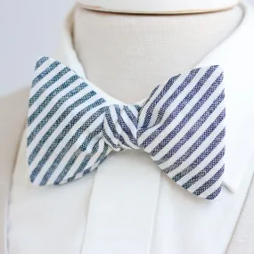 Men's Freestyle Self-Tie Bow Tie / Navy Linen Stripe