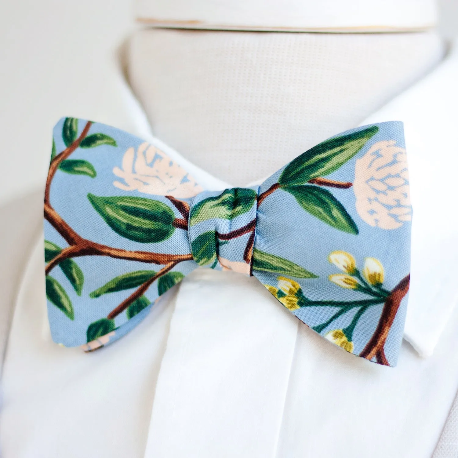 Men's Pocket Square / Peonies In Dusty Blue